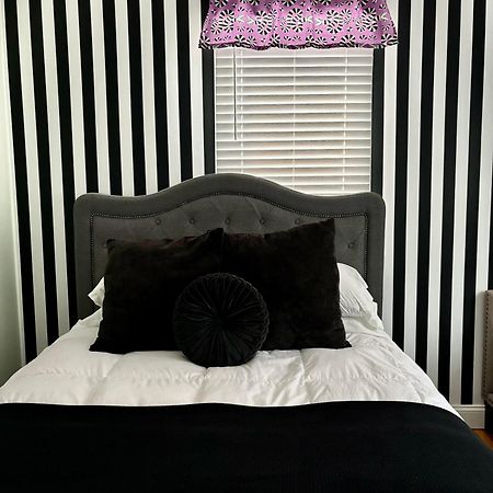 It'S Showtime-Book Lally'S House! Steps To Common! Salem Zewnętrze zdjęcie