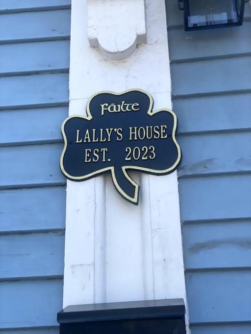 It'S Showtime-Book Lally'S House! Steps To Common! Salem Zewnętrze zdjęcie